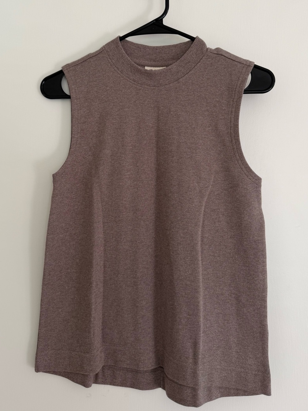 Pact Airplane sleeveless top size XS